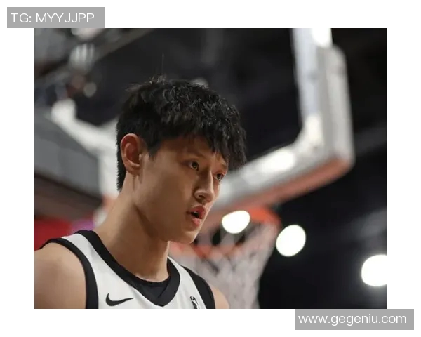 曾凡博精准跳投助力球队逆转胜利展现超强竞技状态