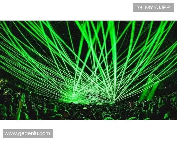 佛罗伦萨举办灯光音乐节，独特的视听盛宴吸引无数观众前来体验