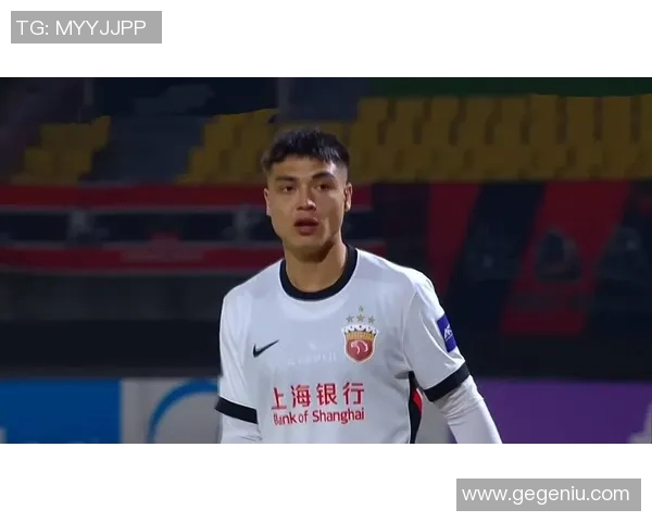 上海海港让克劳德的崛起与挑战探索足球世界的新机遇与发展 上海海港让克劳德的崛起与挑战探索足球世界的新机遇与发展