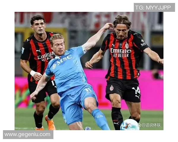 意甲联赛再现悬念!AC米兰力克国际米兰,继续领跑积分榜 意甲联赛再现悬念!AC米兰力克国际米兰,继续领跑积分榜